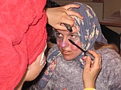 Ela podczas konkursu makijażu